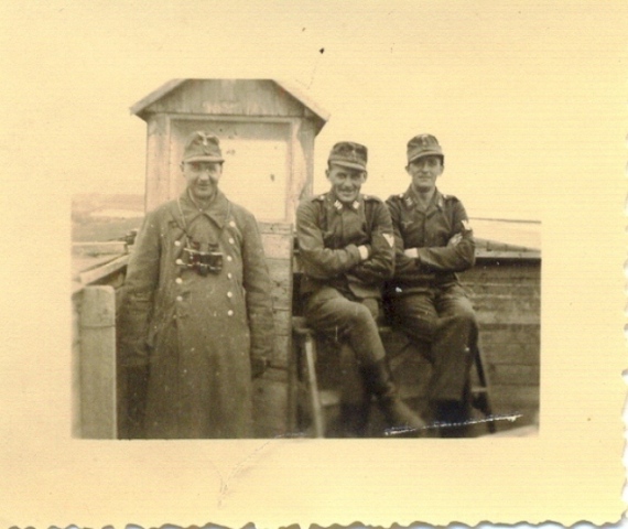 Duitse soldaten bij bunker Koehool